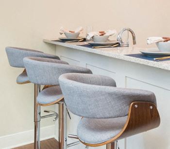 Breakfast bar